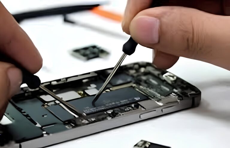 iPhone基盤修理はお得?壊れやすい原因と費用相場【2025年最新版】